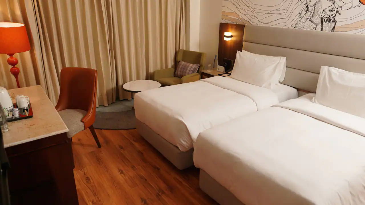 2 Twin Beds