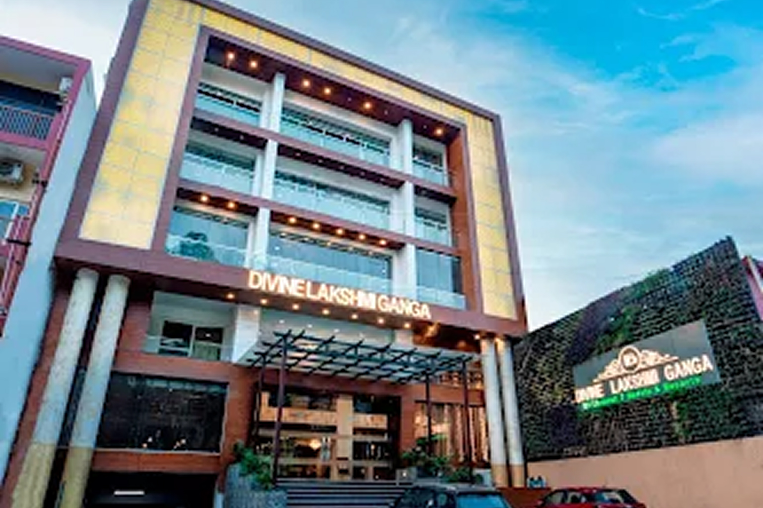 Hotel Divine Laxmi Ganga, Rishikesh