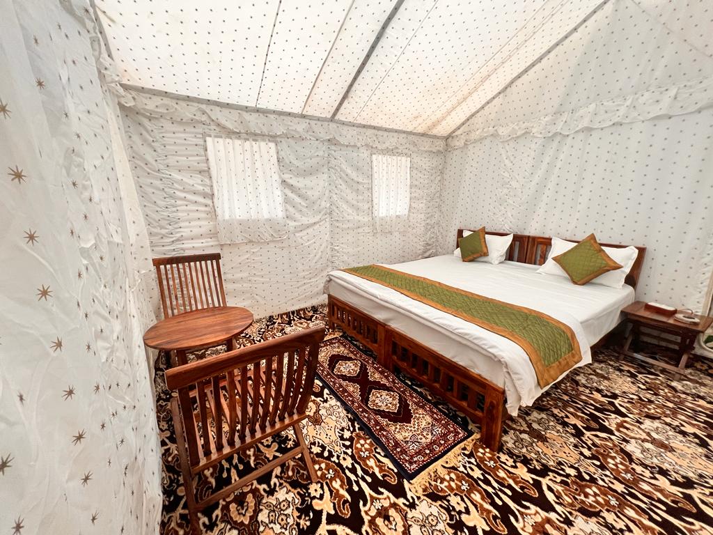 Luxury tents