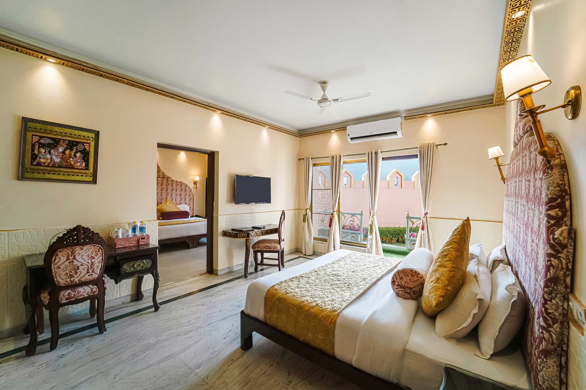 Royal Family Suite (Garden View)