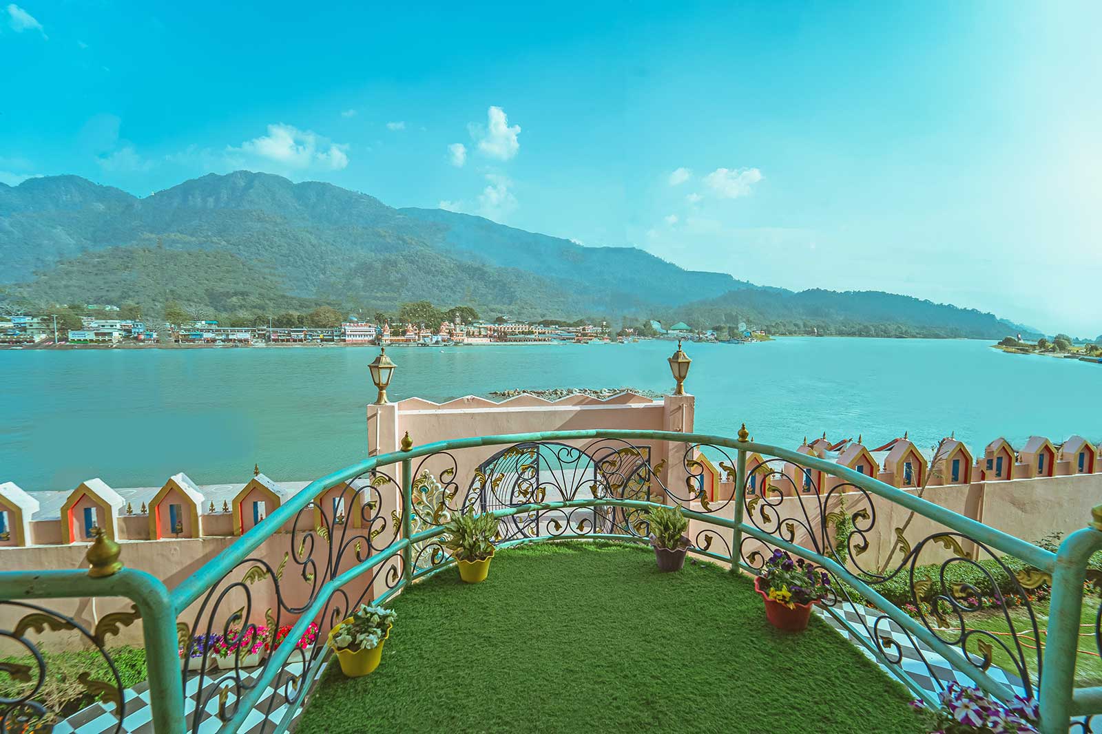 The Neeraj Ganga Heritage Palace2