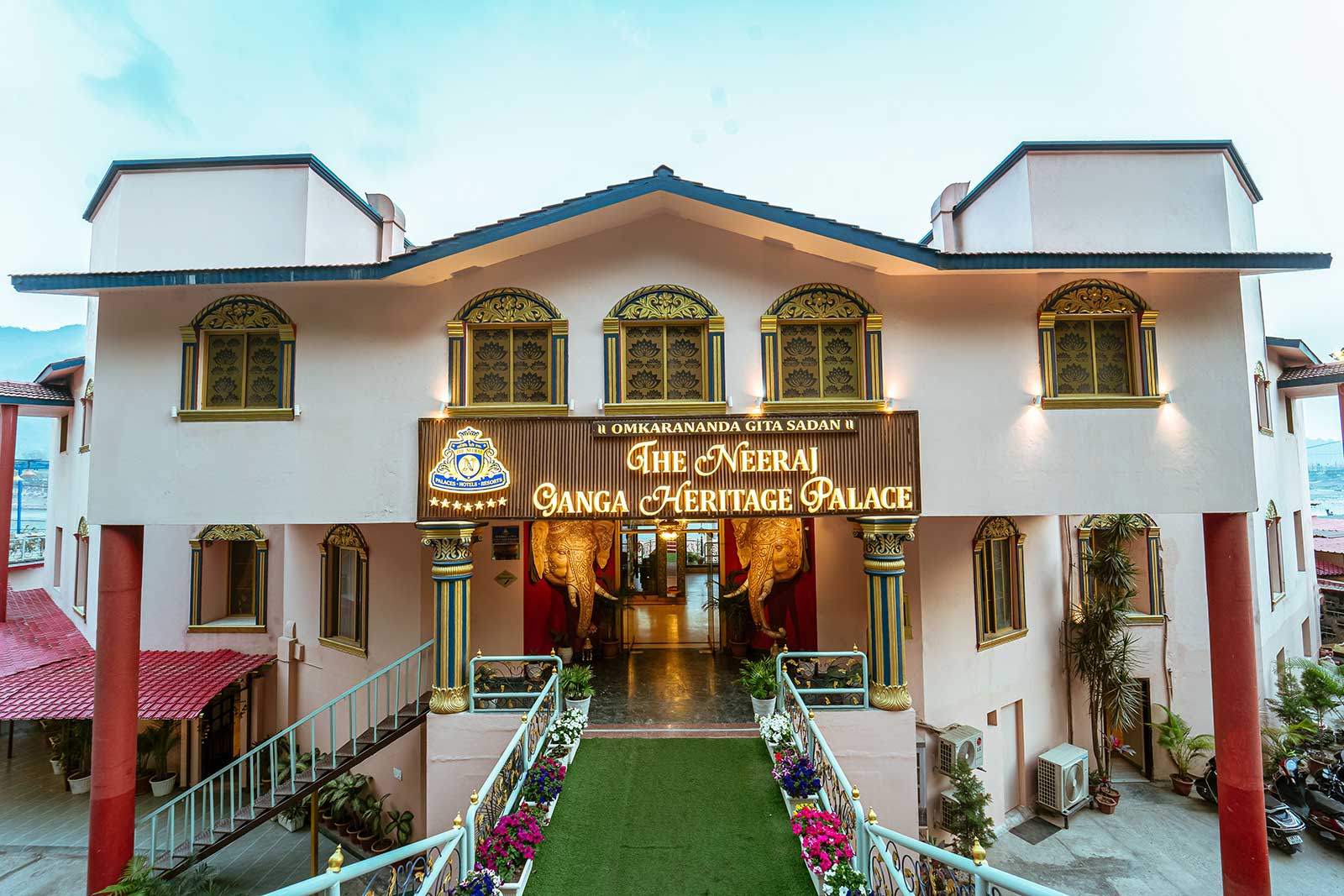 The Neeraj Ganga Heritage Palace6