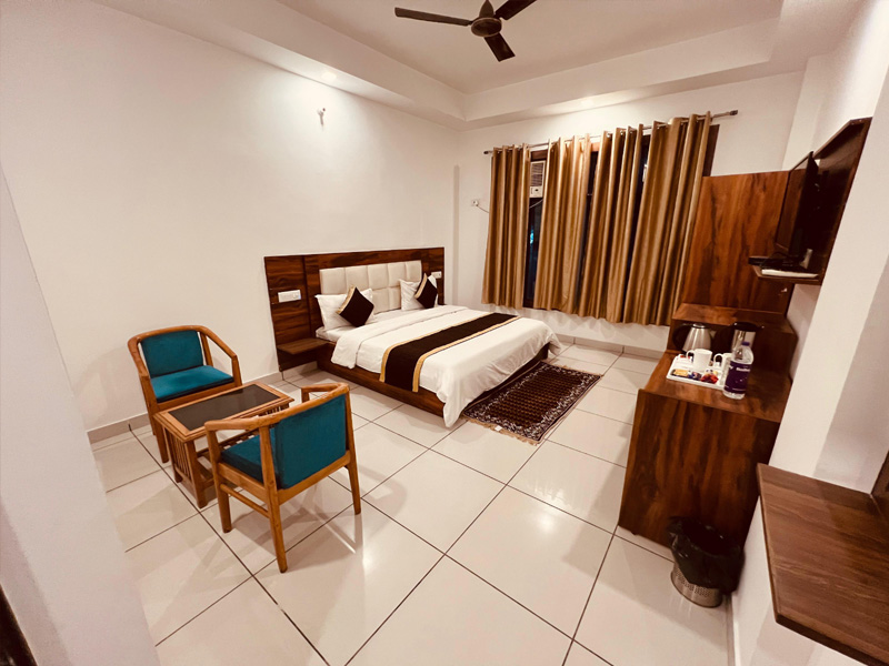 Tulip resort 3