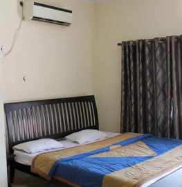 deluxe-room